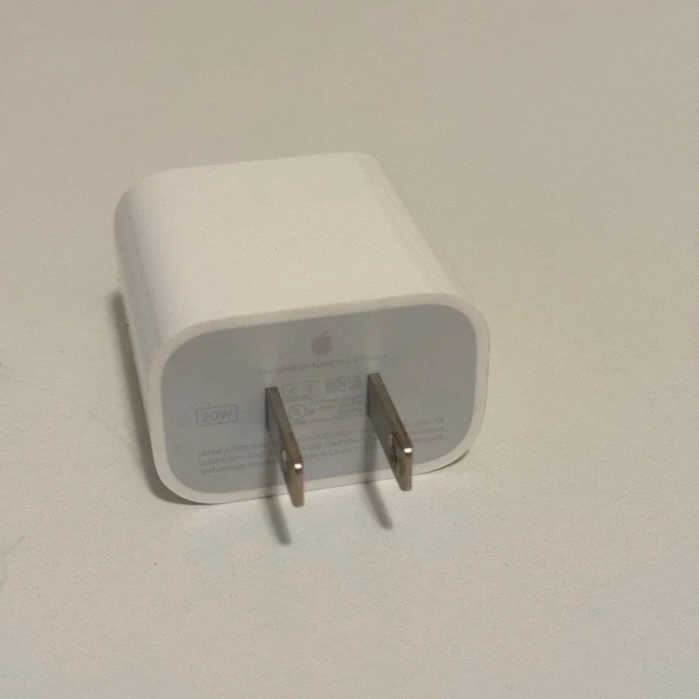 Genuine Apple A2305 MHJA3AM/A 20W USB-C Power Adapter White Oem